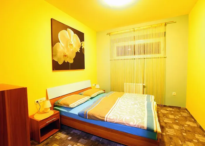 Pri Adamsovih Lägenhet